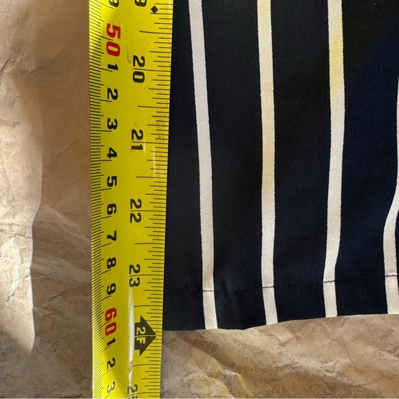 3/$30 - VERO MODA Blouse Top 3/4 Sleeves Navy & White Striped Women's - Size M - Picture 9 of 9